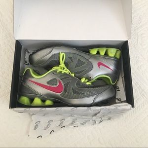 Nike Reax Run 7 sneakers